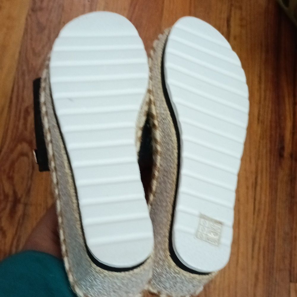 Black Espadrille Platform Slide Sandals with Gold Accent - Picture 4 of 8